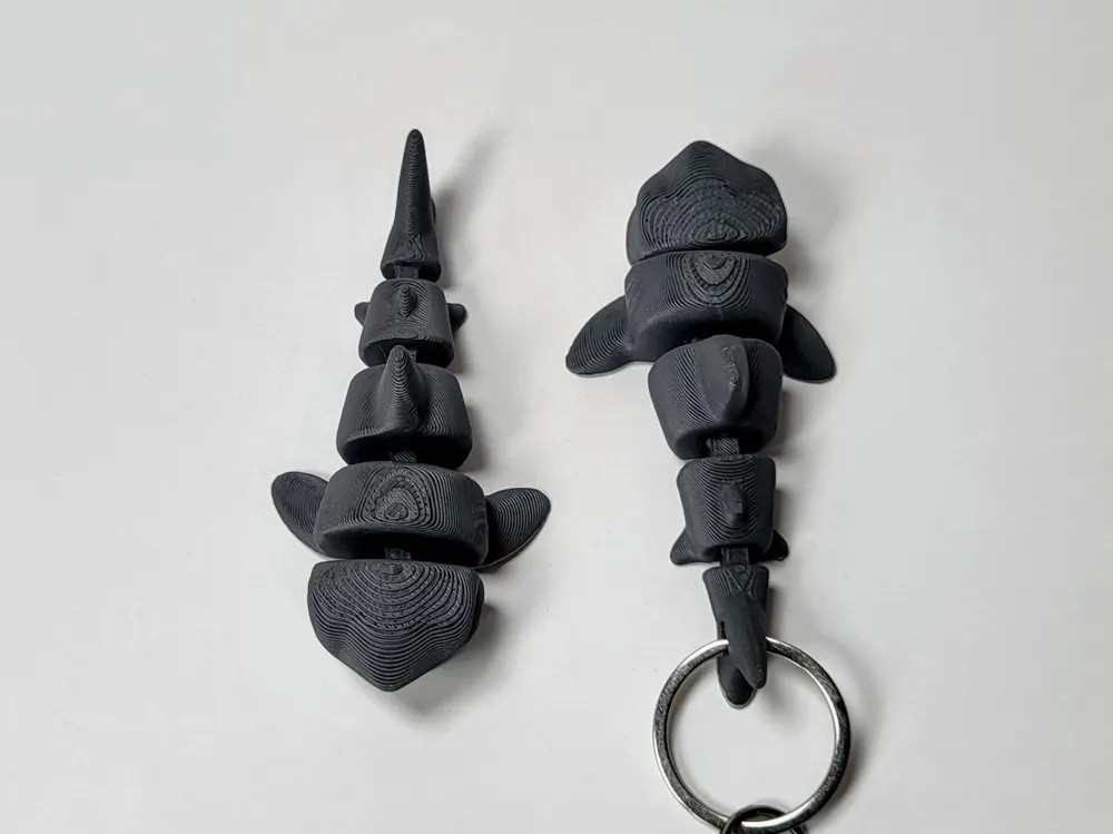 巨齿鲨钥匙链-3D合纵社-3D打印模型STL格式3mf格式免费下载！