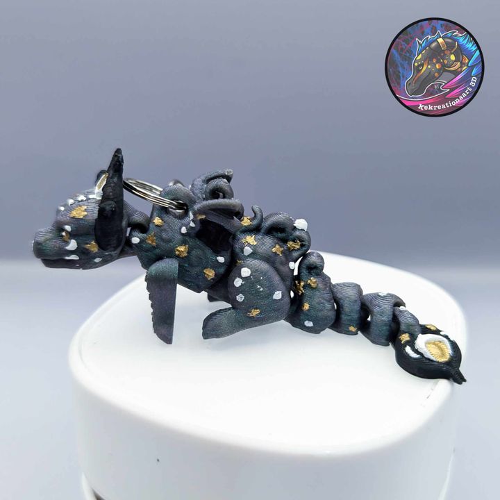 Kirsten M 小月亮龙钥匙扣-3D合纵社-3D打印模型STL格式3mf格式免费下载！