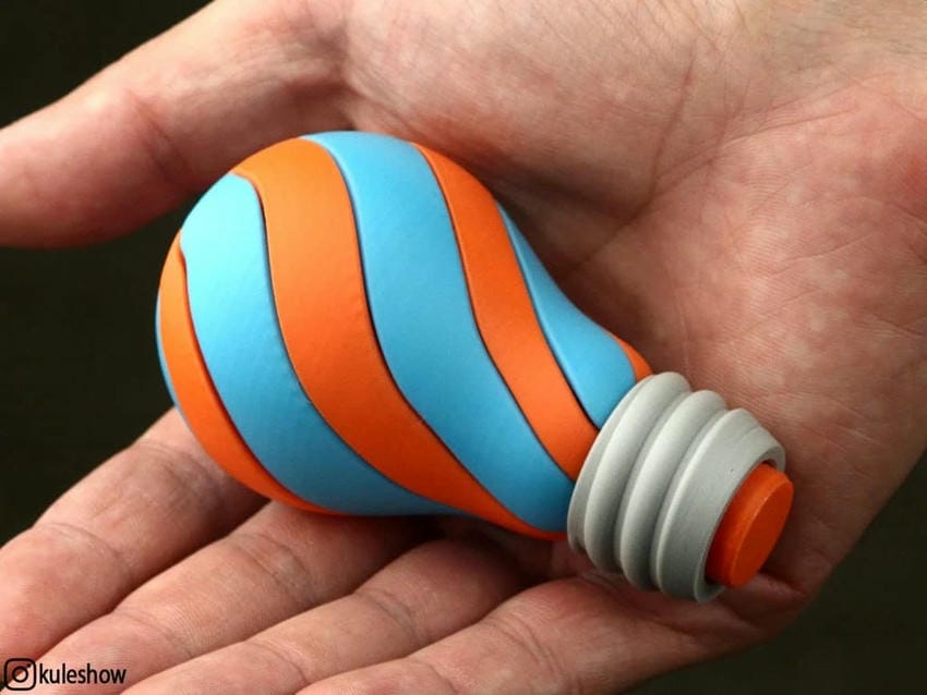 创意拼接的灯泡艺术品-3D合纵社-3D打印模型STL格式3mf格式免费下载！