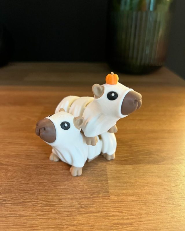 卡皮巴拉 钥匙扣 Halloween Flexi Capybara -3D合纵社-3D打印模型STL格式3mf格式免费下载！